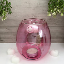 Load image into Gallery viewer, This elegant wax melt burner is the perfect addition to any modern home. Made from glass, each piece is handblown and designed to release fragrance throughout your home at the ideal temperature to produce the optimum scent throw.
