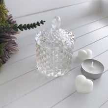 Load image into Gallery viewer, The french chic lid helps to seal in scent and improve wax shelf life, making it the perfect vessel for holding either your tea-light candles
